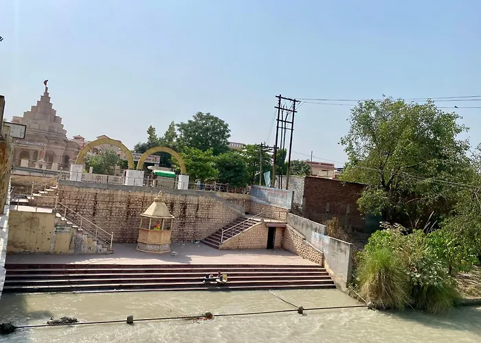 The Ganga Atithi Home Stay
